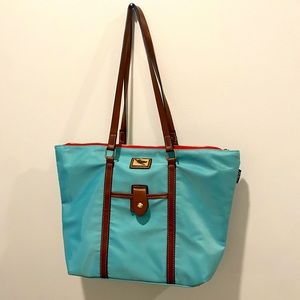 Dooney bourke purse!